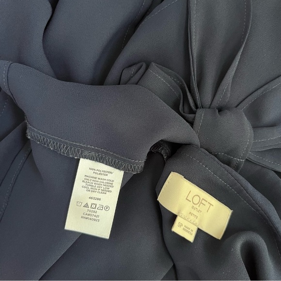 LOFT TIERED SQUARE NECK TANK TOP BOW STRAPS SIZE SMALL PETITE NAVY BLUE - Picture 16 of 16